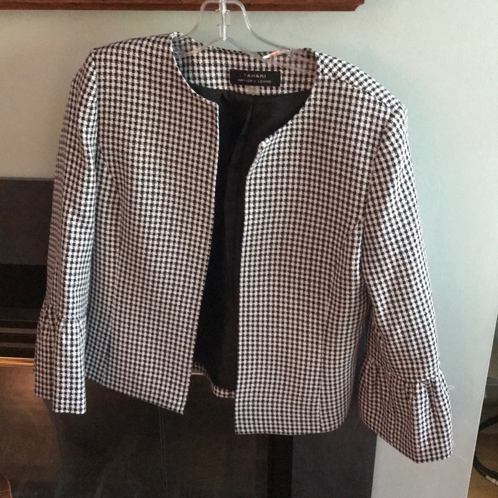 Size 10 black and white tahari suit jacket